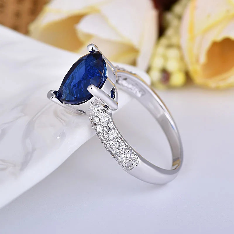 925 Sterling Silver Blue Crystal Heart Ring