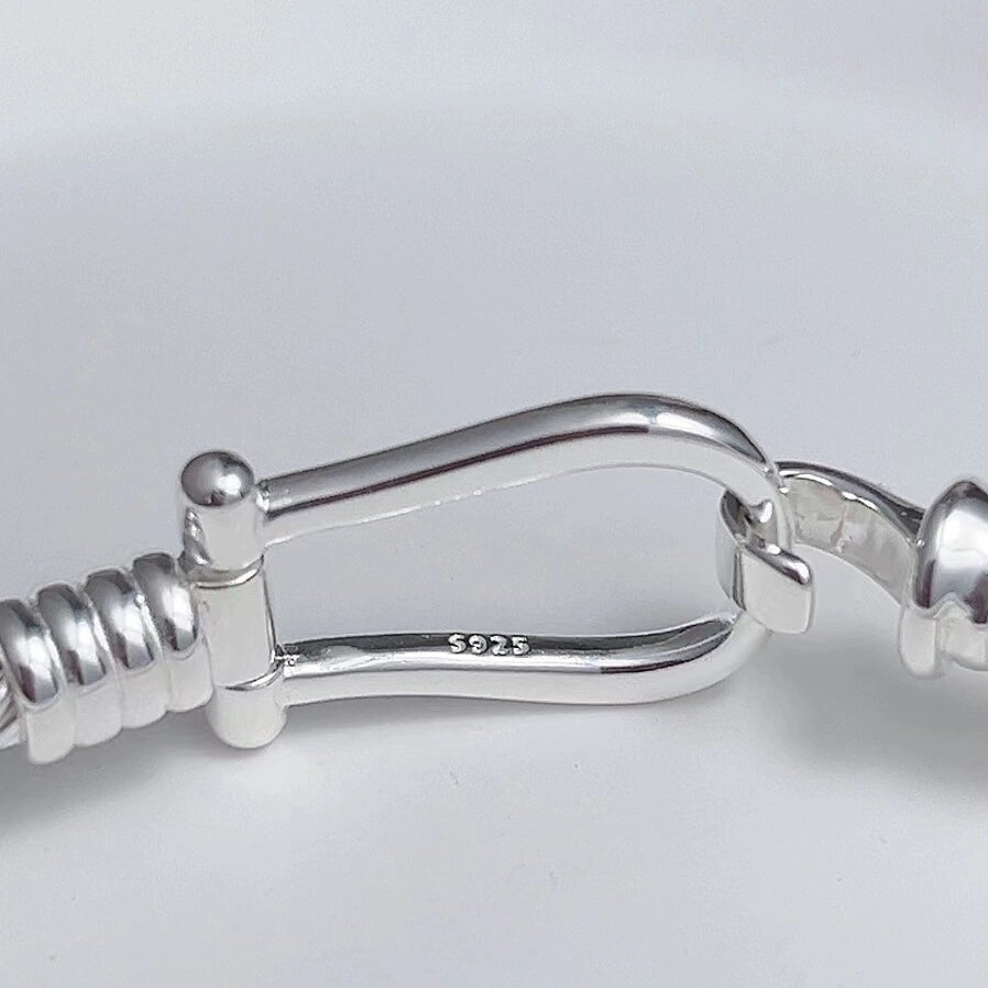 925 Sterling Silver Bracelet w/Horseshoe Design