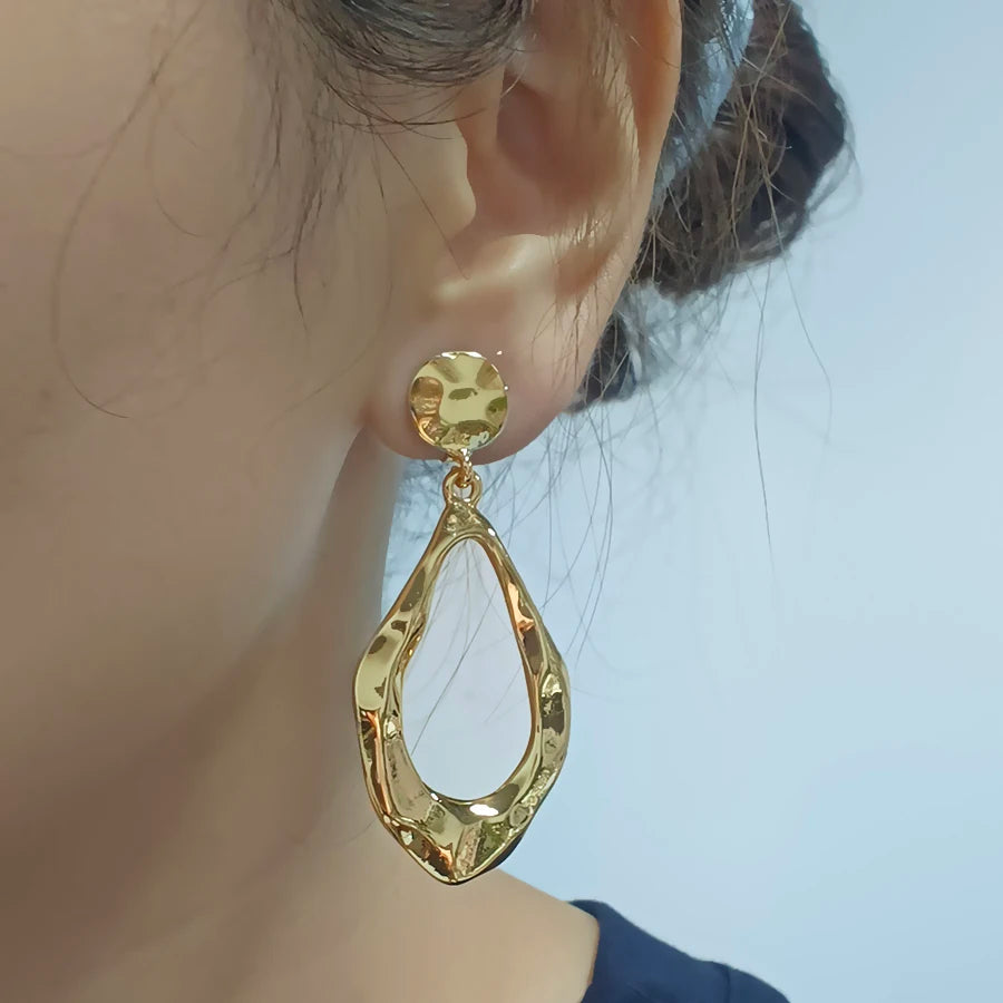Retro Water Droplet Clip on Earrings